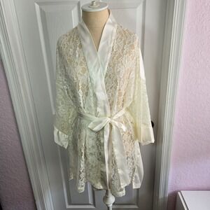 Victoria's Secret Gold Labe Vintage Satin Lace Ivory Robe One‎ Size Lingerie